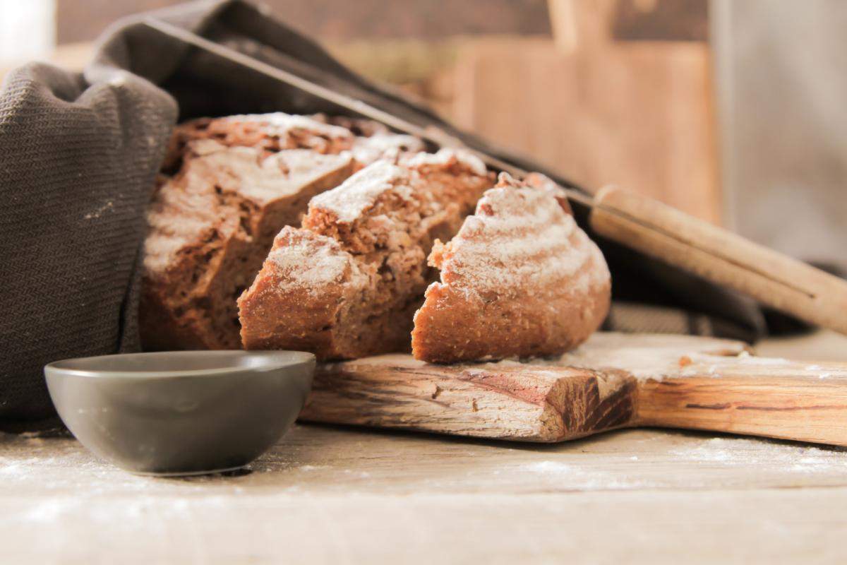 bread-on-board-with-knife.jpg.jpeg
