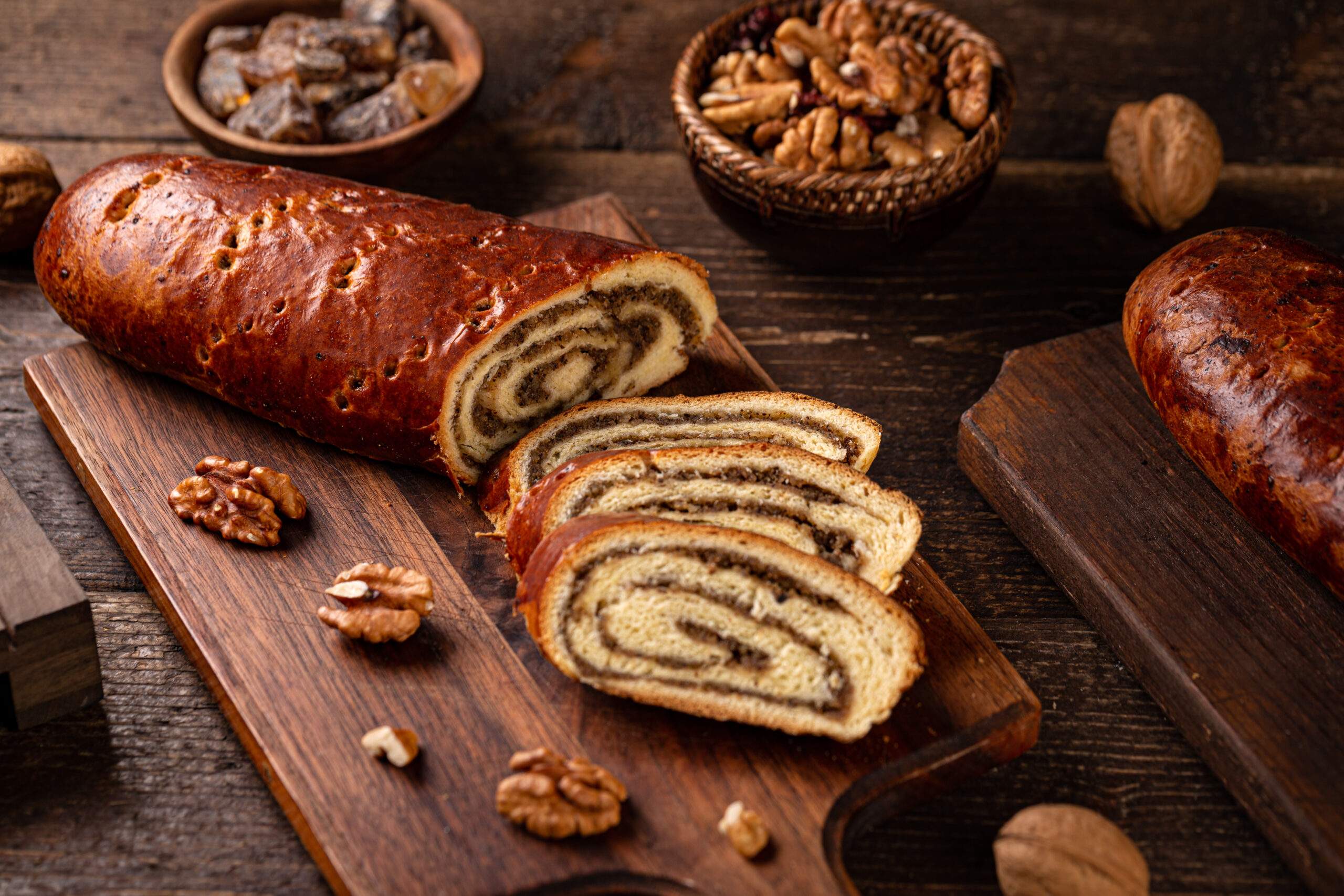 Walnut,Rolls,,Traditional,Hungarian,Chistmas,Beigli,Cake,On,Wooden,Board